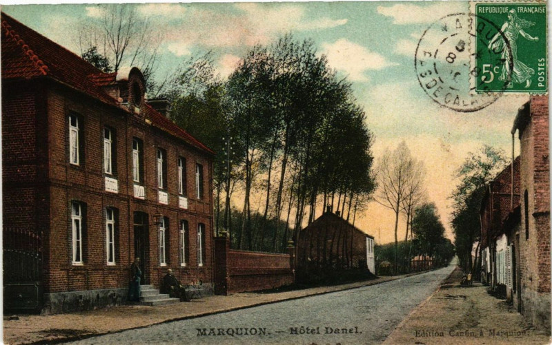 Carte postale ancienne Marquion Hotel Danel à Marquion