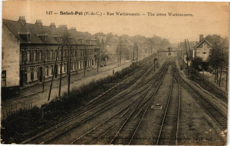 Carte postale ancienne Saint-Pol-Rue Wathieumetz