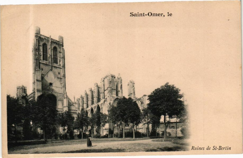Carte postale ancienne Saint-Omer - Ruines de Saint-Bertin à Saint-Omer