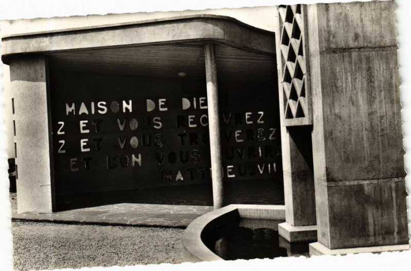 Carte postale ancienne Eglise Saint-Pierre-Audinghen-Le Martex à Audinghen