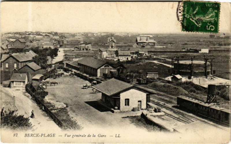 Carte postale ancienne Berck-Plage - Vue Générale de la Gare à Berck