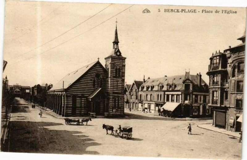 Carte postale ancienne Berck-Plage - Place de l'Eglise à Berck