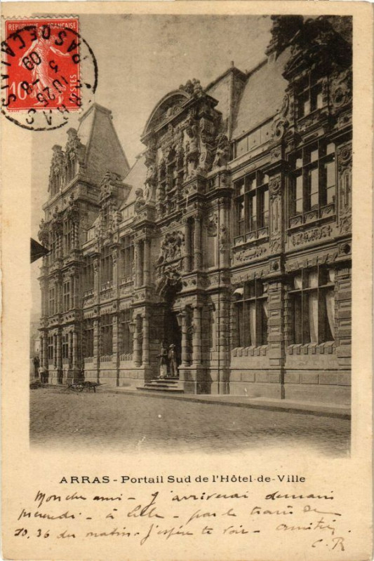 Carte postale ancienne Arras - Portail Sud de l'Hotel de Ville à Arras