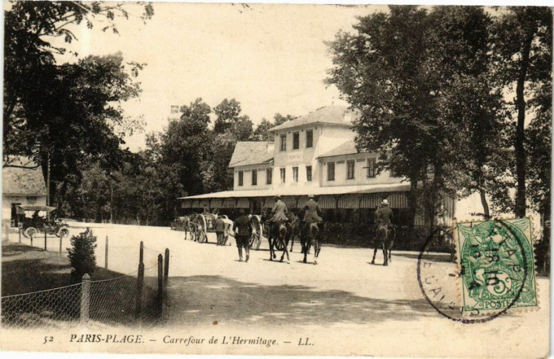 Carte postale ancienne Paris-Plage - Carrefour de L'Hermitage