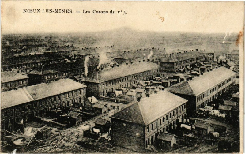 Carte postale ancienne Noeux-les-Mines - Les Corons à Noeux-les-Mines