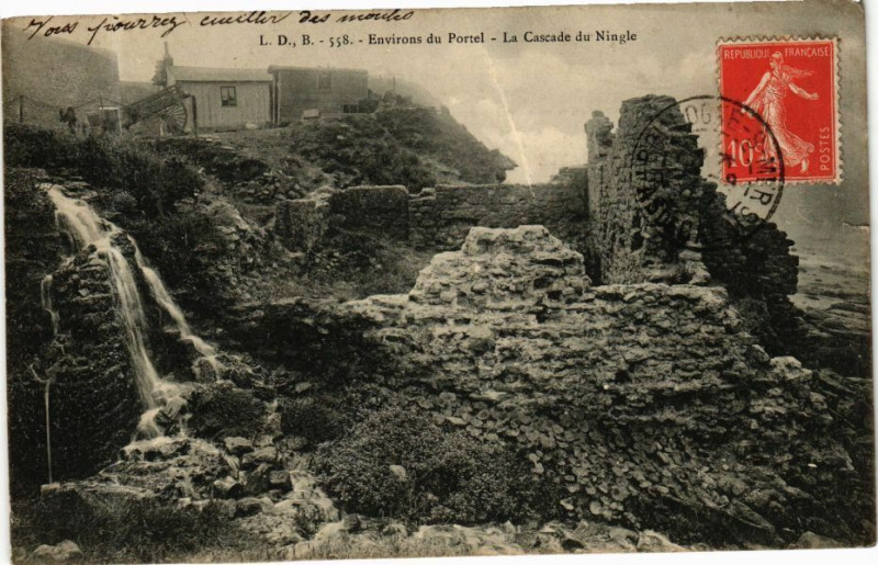 Carte postale ancienne Environs du Portel-La Cascade du Ningle