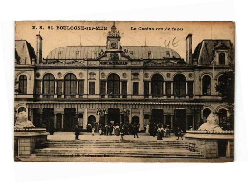 Carte postale ancienne Boulogne-sur-Mer - Le Casino à Boulogne-sur-Mer
