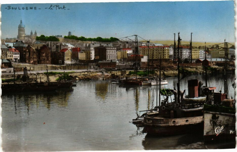Carte postale ancienne Boulogne-sur-Mer - Le Port à Boulogne-sur-Mer