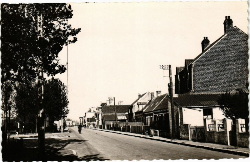 Carte postale ancienne Berck-Ville - Rue de l'Impératrice à Berck