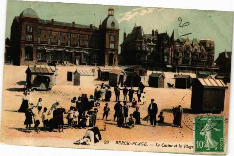 Carte postale ancienne Berck-Plage - Le Casino et la Plage à Berck