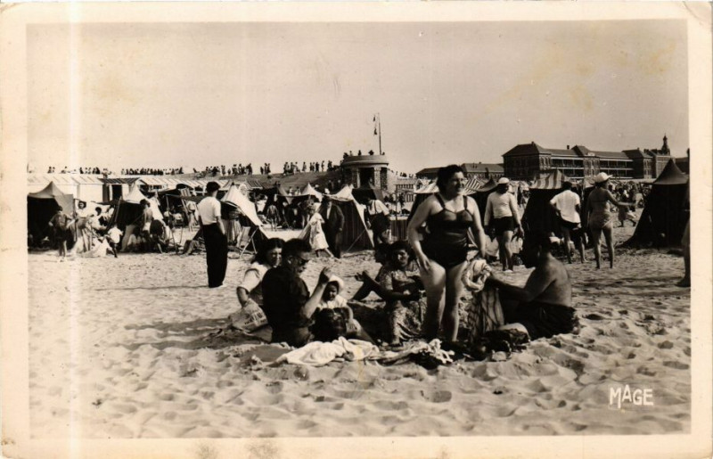 Carte postale ancienne Berck-Plage - La Plage à Berck