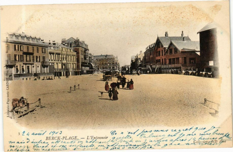 Carte postale ancienne Berck-Plage - L'Entonnoir à Berck