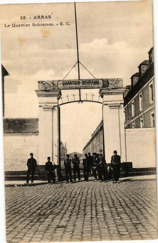 Carte postale ancienne Arras - Le Quartier Schramm à Arras