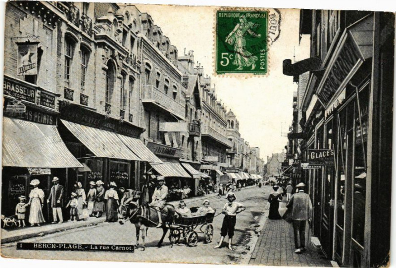 Carte postale ancienne Ed. Aqua 4 Berck-Plage La rue Carnot à Berck