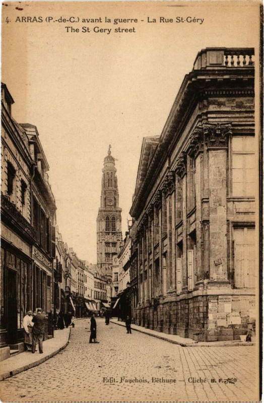 Carte postale ancienne Arras - Avant la guerre à Arras