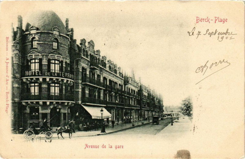 Carte postale ancienne Berck-Plage - Avenue de la gare à Berck
