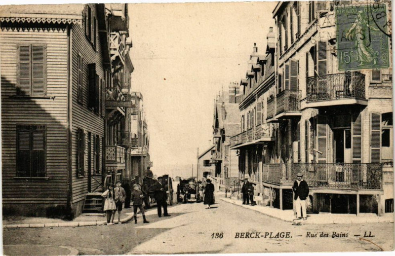 Carte postale ancienne Berck-Plage - Rue des bains à Berck