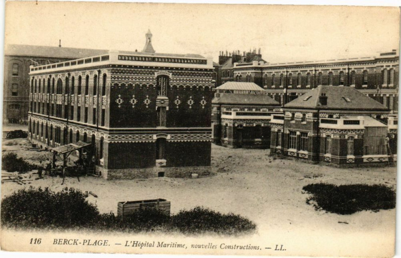 Carte postale ancienne Berck-Plage - L'hopital Maritime à Berck