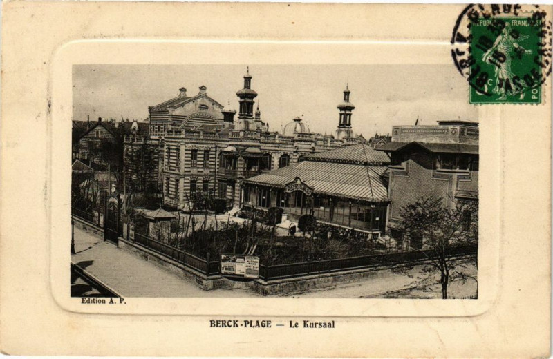 Carte postale ancienne Berck-Plage - Le kursaal à Berck