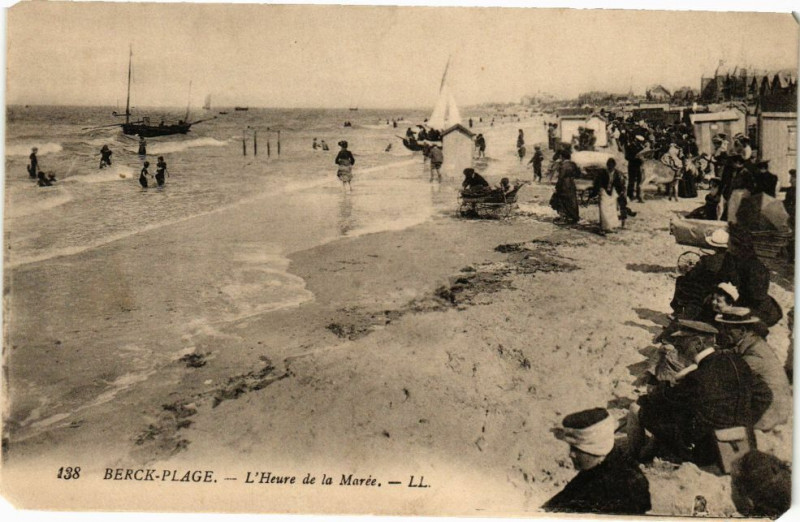 Carte postale ancienne Berck-Plage - L'heure de la maree à Berck