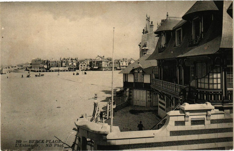 Carte postale ancienne Berck-Plage - L'Entonnoir à Berck