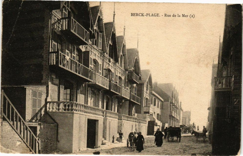 Carte postale ancienne Berck-Plage - Rue de la mer à Berck