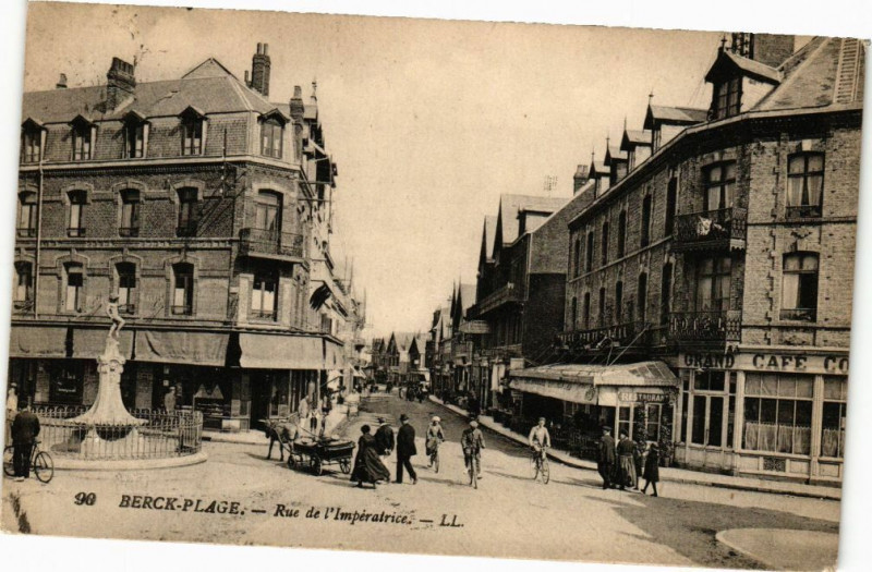 Carte postale ancienne Berck-Plage - Rue de l'imperatrice à Berck