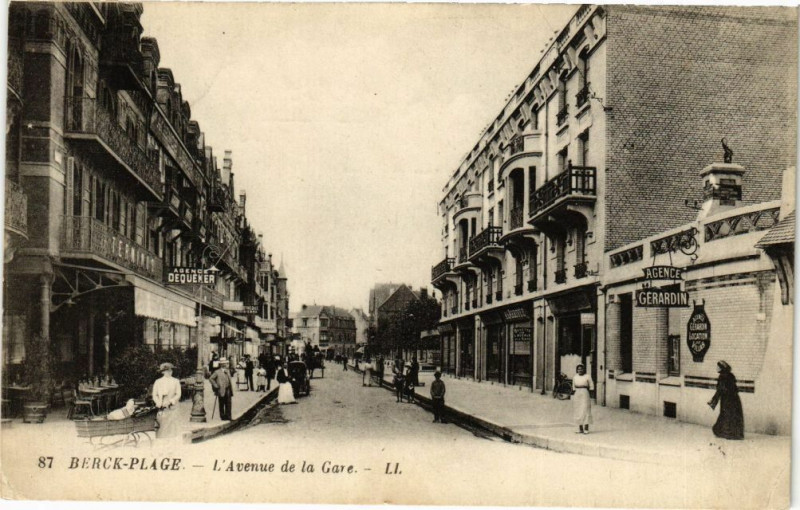 Carte postale ancienne Berck-Plage - L'avenue de la gare à Berck