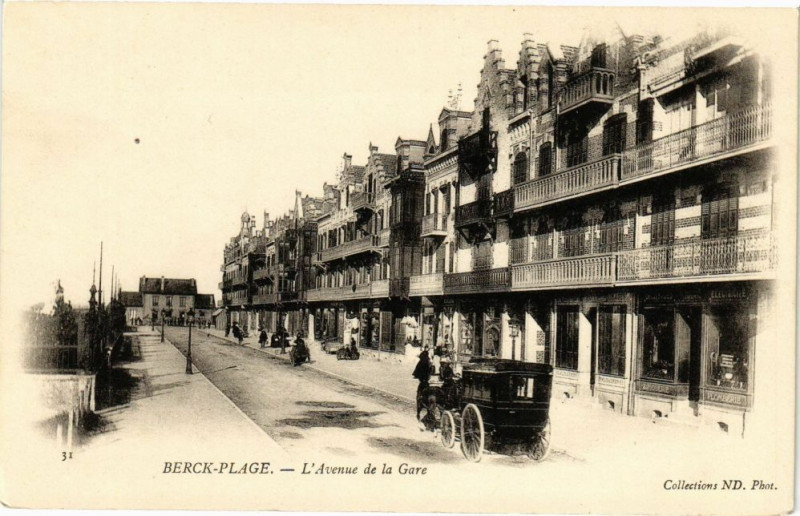 Carte postale ancienne Berck-Plage - L'avenue de la gare à Berck