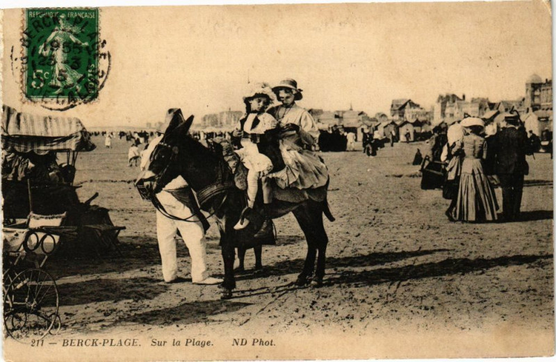 Carte postale ancienne Berck-Plage - Sur la Plage à Berck