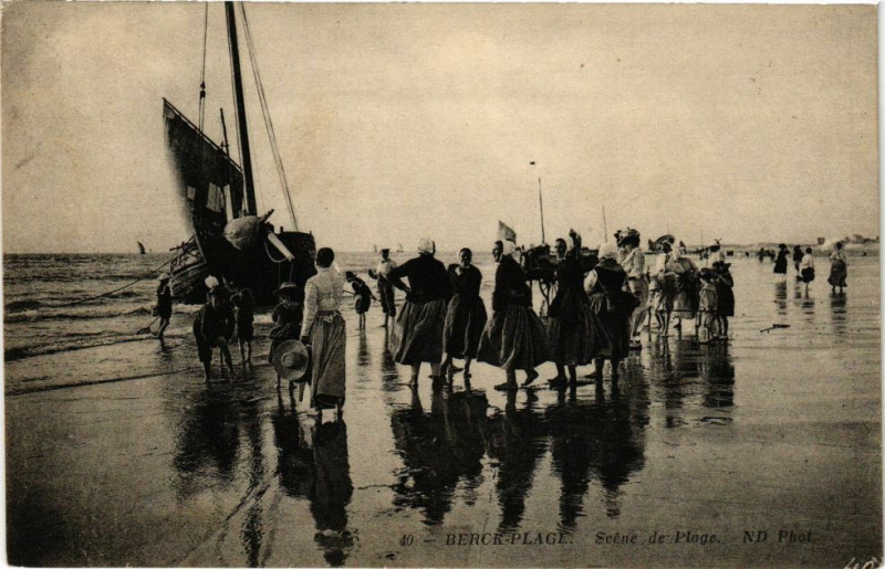 Carte postale ancienne Berck-Plage - Scéne de Plage à Berck