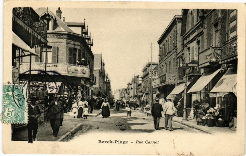 Carte postale ancienne Berck-Plage - Rue Carnot à Berck