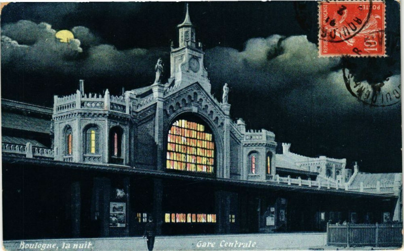 Carte postale ancienne Boulogne la nuit - Gare Centrale