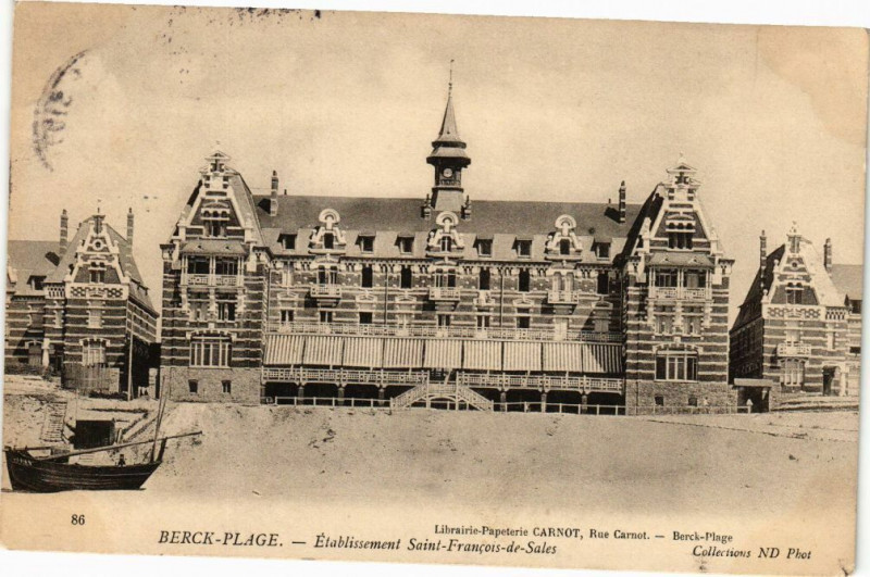 Carte postale ancienne Berck-Plage - Etablissement Saint-francois à Berck