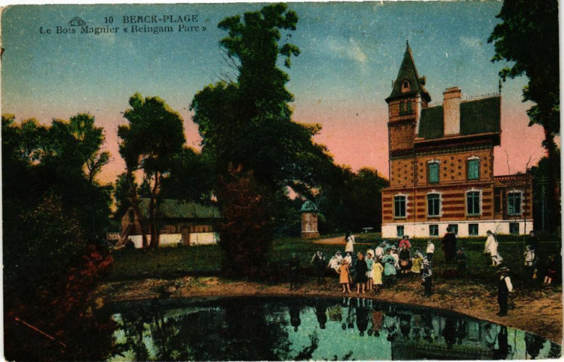 Carte postale ancienne Berck-Plage - Le bois magnier à Berck