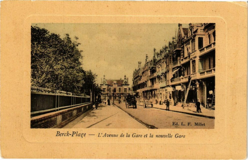 Carte postale ancienne Berck-Plage - L'avenue de la gare à Berck