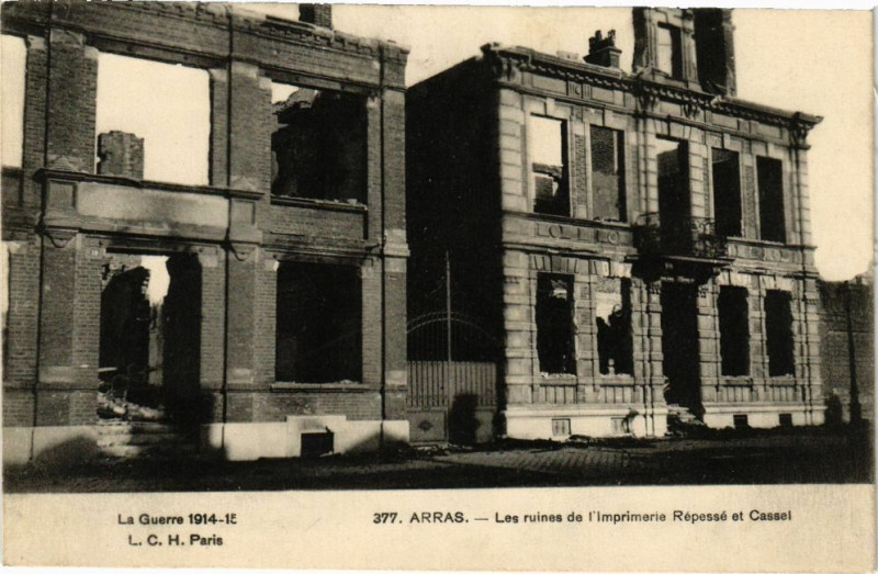 Carte postale ancienne Arras - Les ruimes de l'imprimerie repesse à Arras