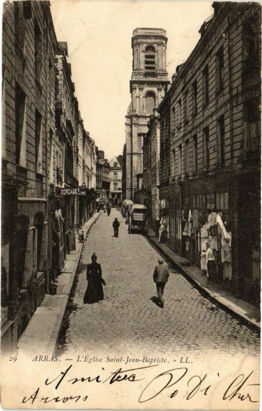 Carte postale ancienne Arras - L'Eglise Saint-jean bapliste à Arras