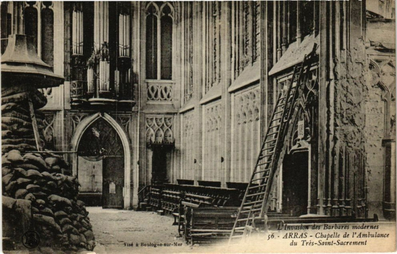 Carte postale ancienne Arras - Chapelle de l'ambulance à Arras