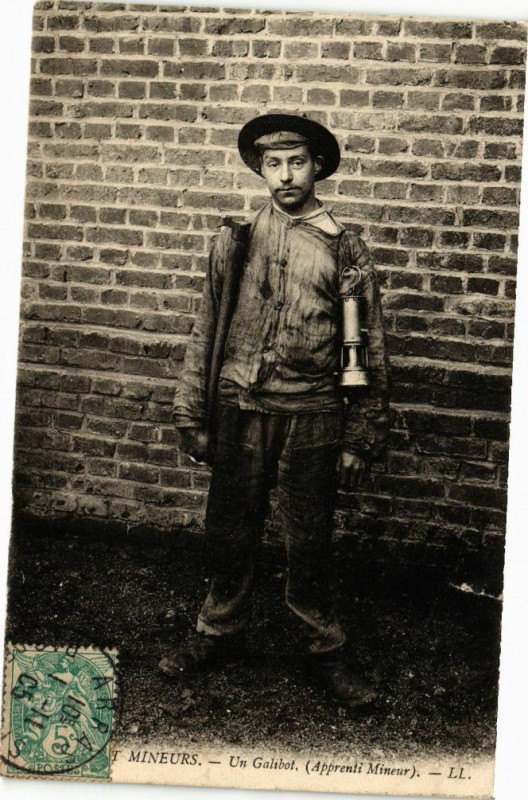 Carte postale ancienne Mineurs - Un Galibot (Apprenit Mineur)