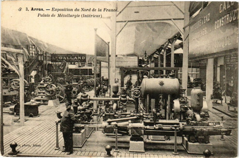 Carte postale ancienne Arras - Exposition du Nord de la France - Palais de Métallurgie à Arras