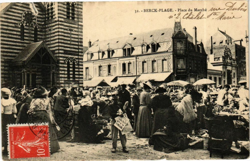Carte postale ancienne Berck-Plage - Place du Marché à Berck