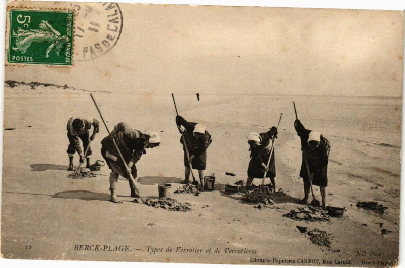 Carte postale ancienne Berck-Plage - Types de Verratier et de Verratieres à Berck