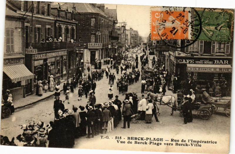 Carte postale ancienne Berck-Plage - Rue de l'Impératrice - Vue de Berck-Plage vers . à Berck