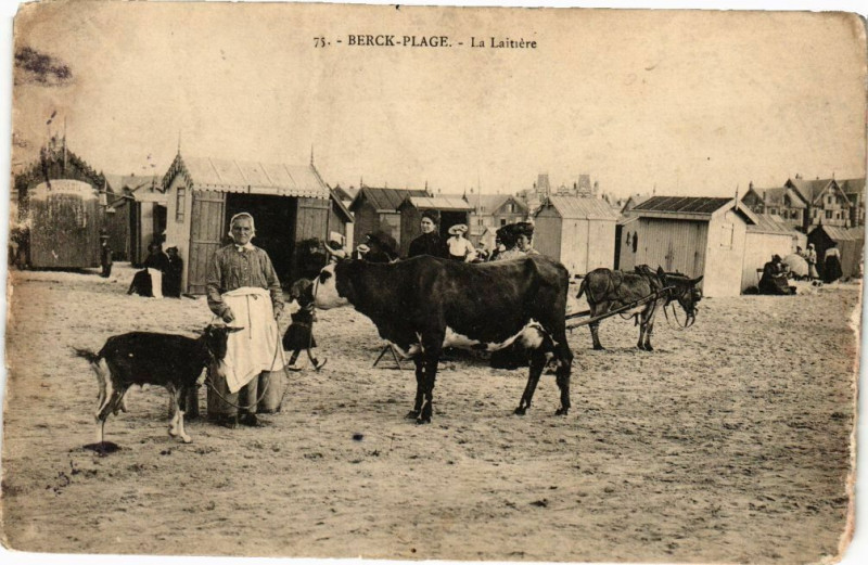 Carte postale ancienne Berck-Plage - La Laitiére à Berck