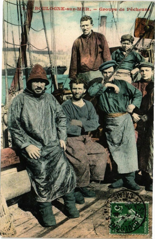 Carte postale ancienne Boulogne-sur-Mer - Groupe de pecheuses à Boulogne-sur-Mer