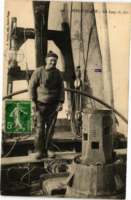 Carte postale ancienne Berck-Plage - Un Loupe de Mer à Berck