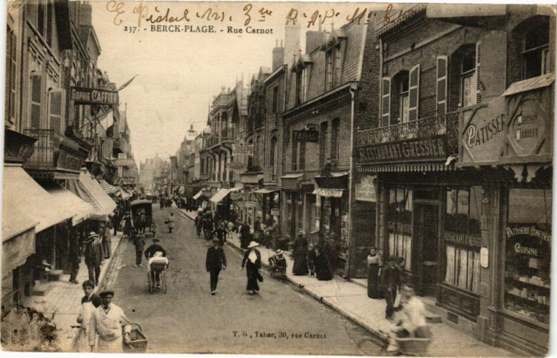 Carte postale ancienne Berck-Plage - Rue Carnot à Berck