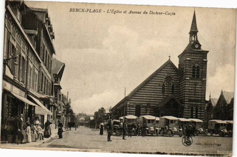 Carte postale ancienne Berck-Plage - L'Eglise et Avenue du Docteur-Cazin à Berck