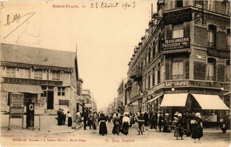 Carte postale ancienne Berck-Plage le .23 Aout 1903 - Rue Carnot à Berck